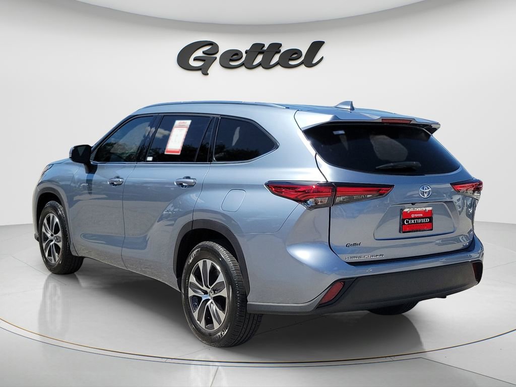 Used 2021 Toyota Highlander XLE image 7