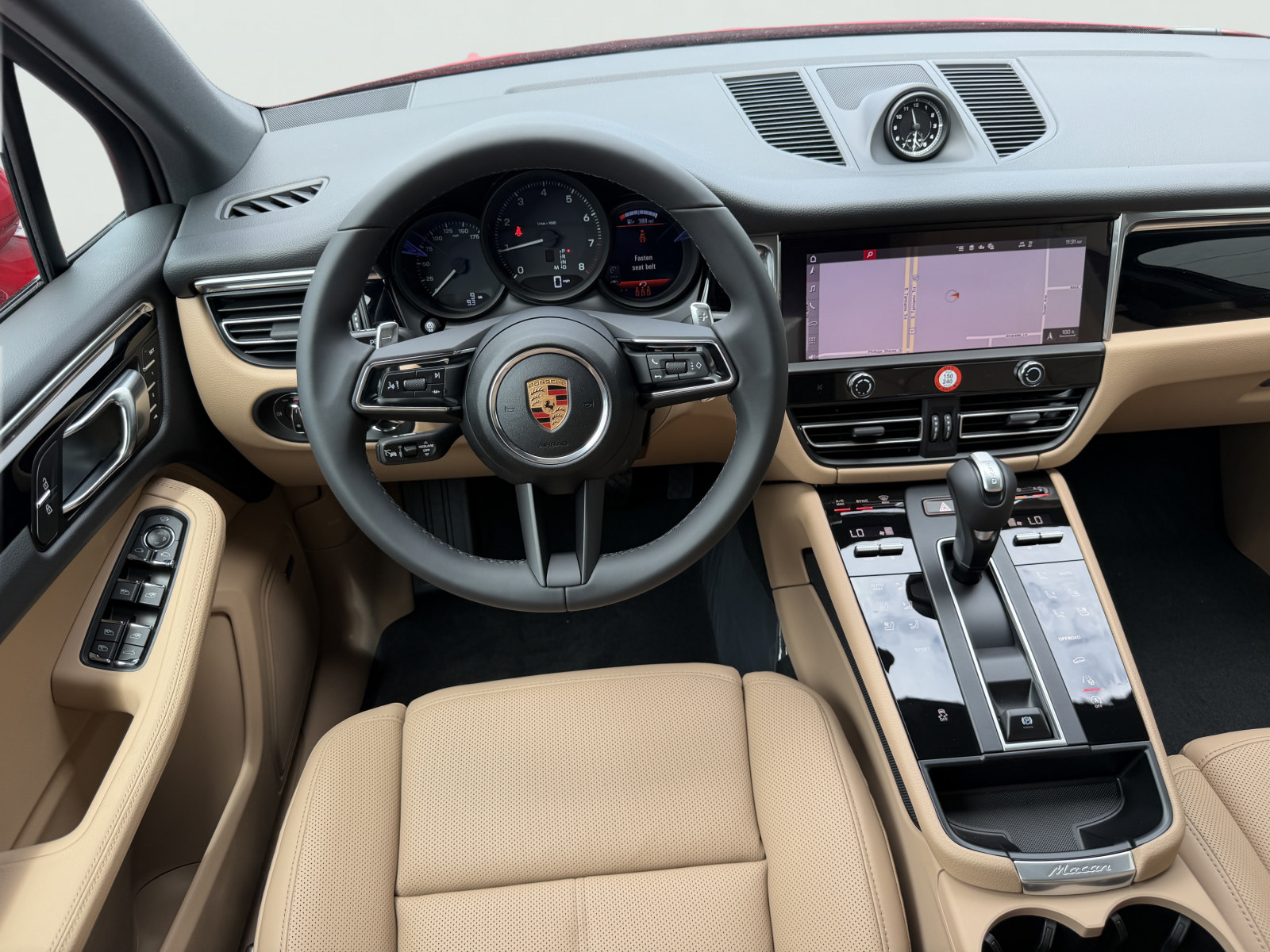 New 2026 Porsche Macan AWD/4WD image 18