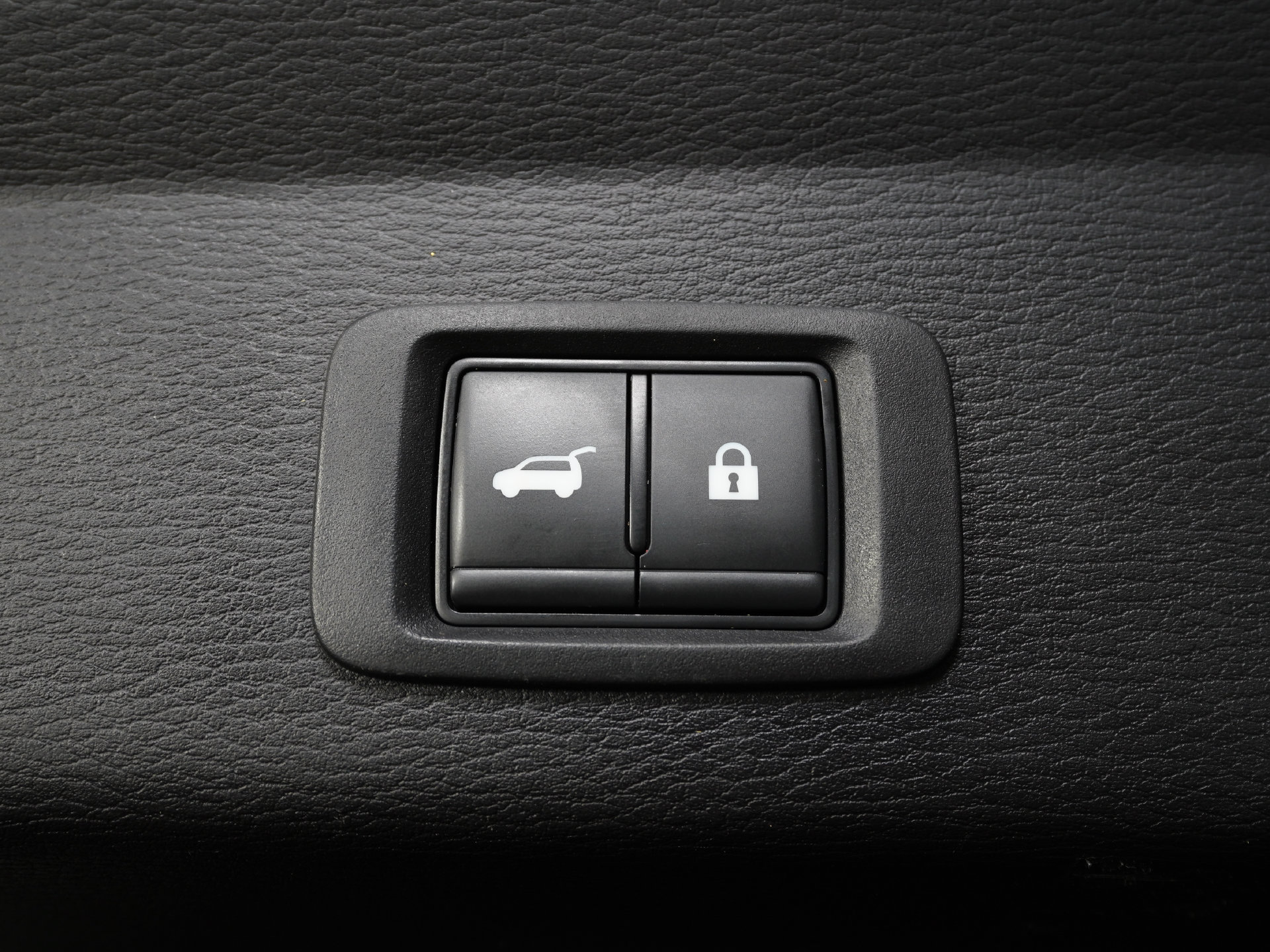 Used 2024 Mitsubishi Outlander SEL FWD image 14