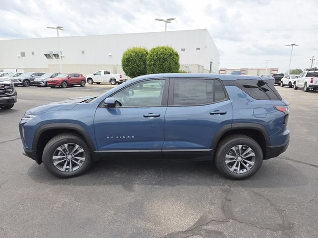 New 2026 Chevrolet Equinox LT w/ Safety and Technology Package AWD/4WD image 18