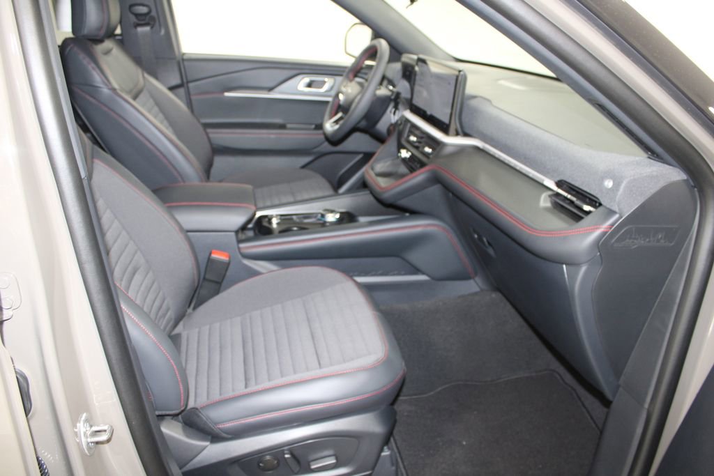 New 2026 Ford Explorer ST-Line image 29