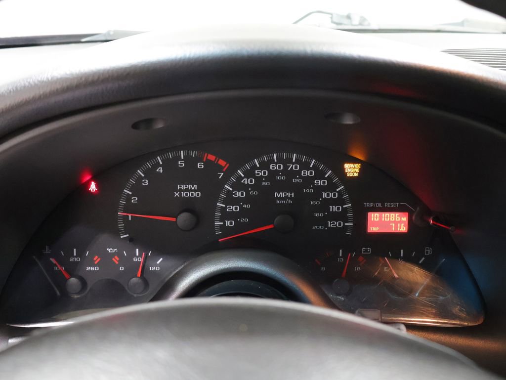 Used 2001 Chevrolet Camaro LT w/ Preferred Equipment Group 1 RWD image 28