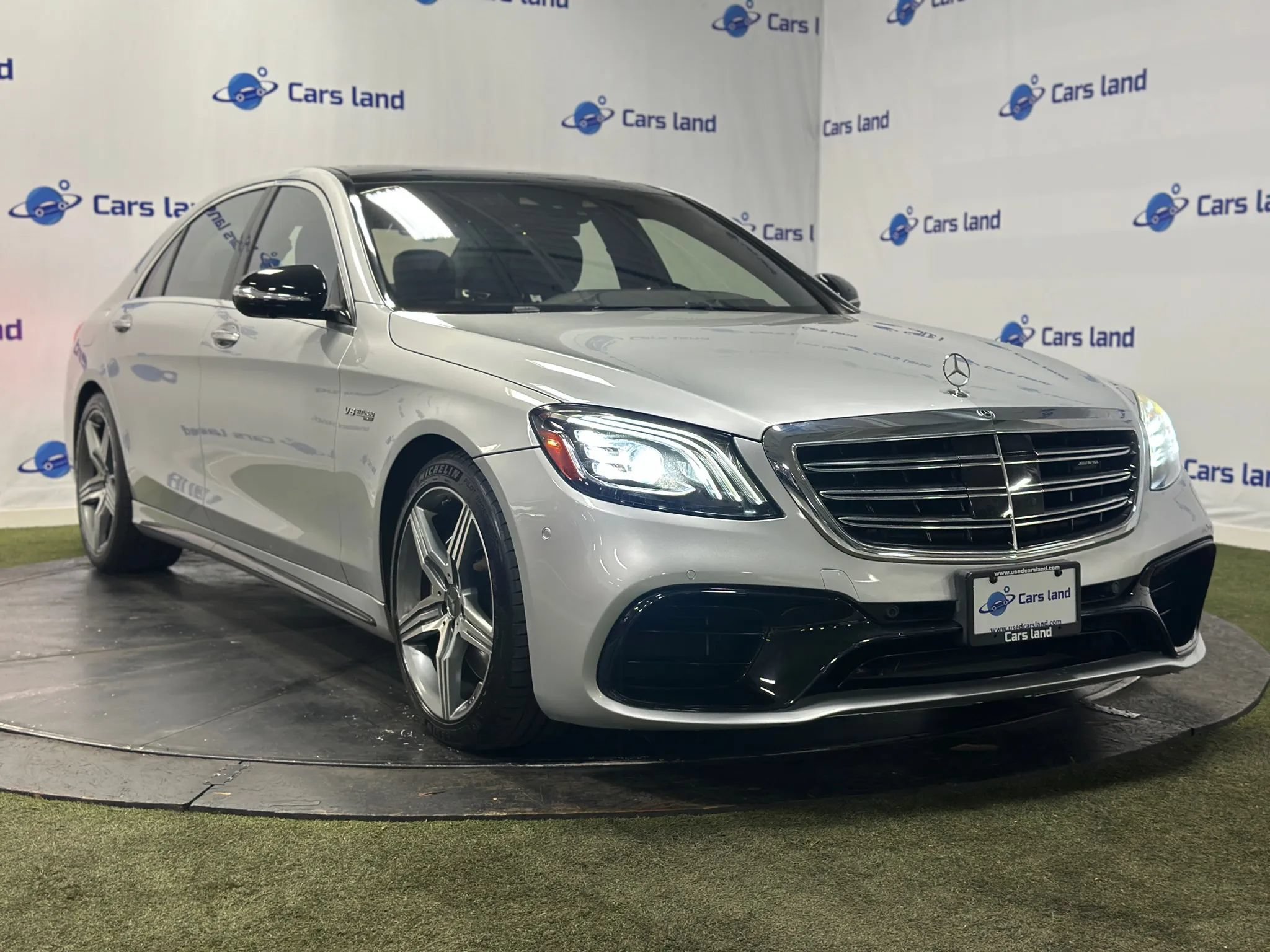 Used 2019 Mercedes-Benz S 63 AMG S 4MATIC Sedan image 1