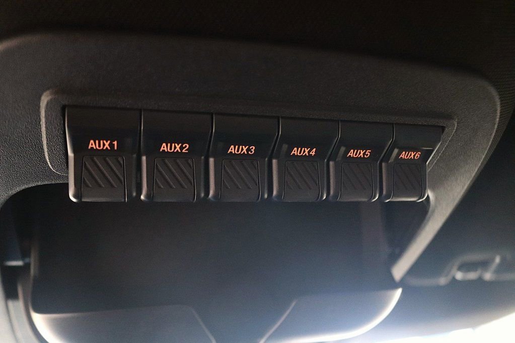 Used 2024 Ford F250 Platinum image 36