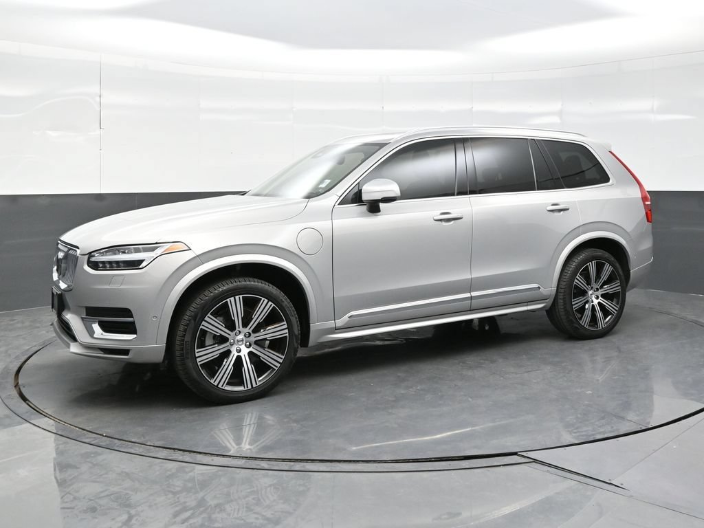 Used 2025 Volvo XC90 T8 Ultra w/ Protection Package Premier AWD/4WD image 3