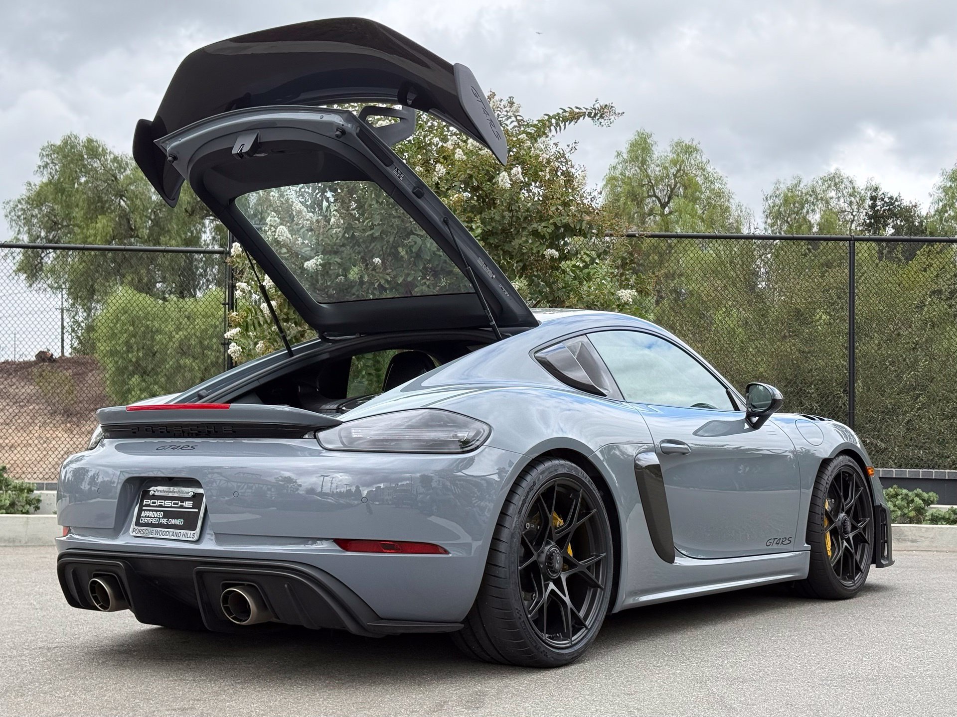 Certified 2024 Porsche 718 Cayman GT4 RS RWD image 36