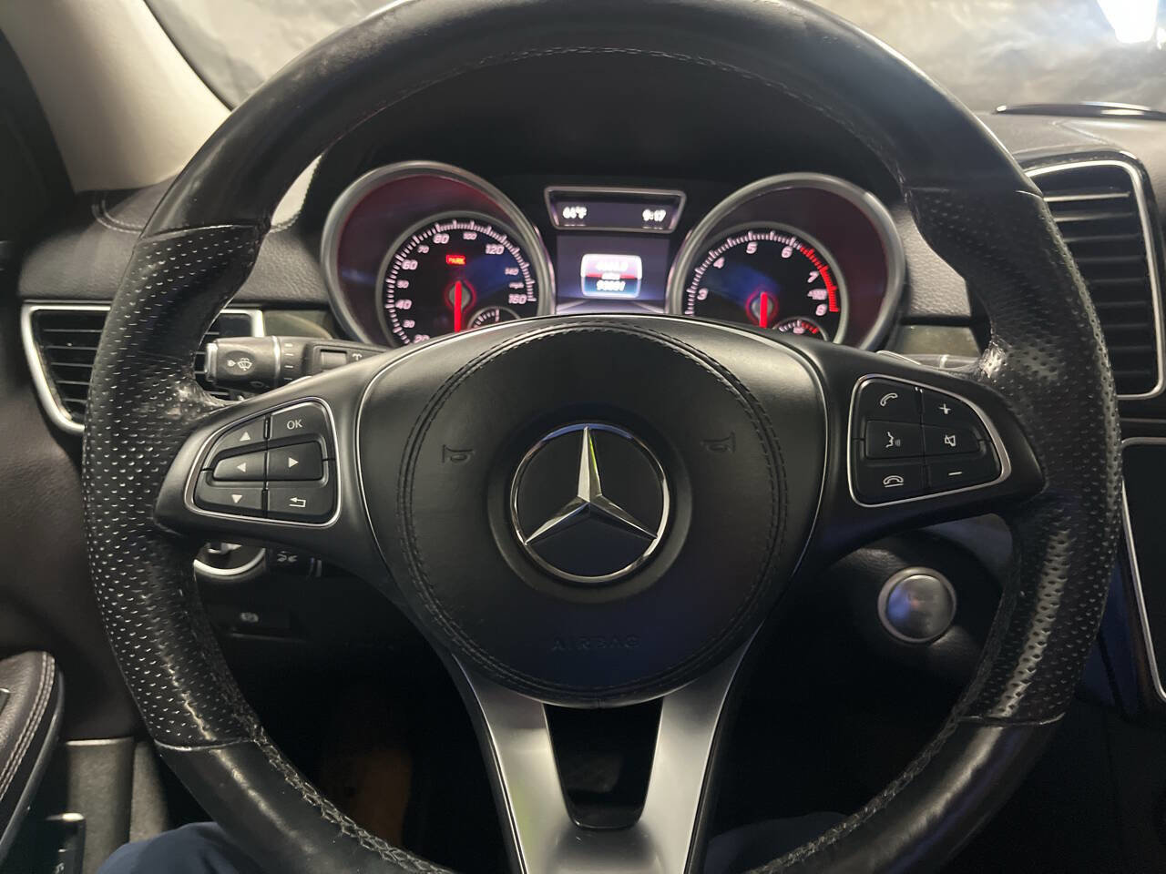 Used 2017 Mercedes-Benz GLS 550 4MATIC image 22