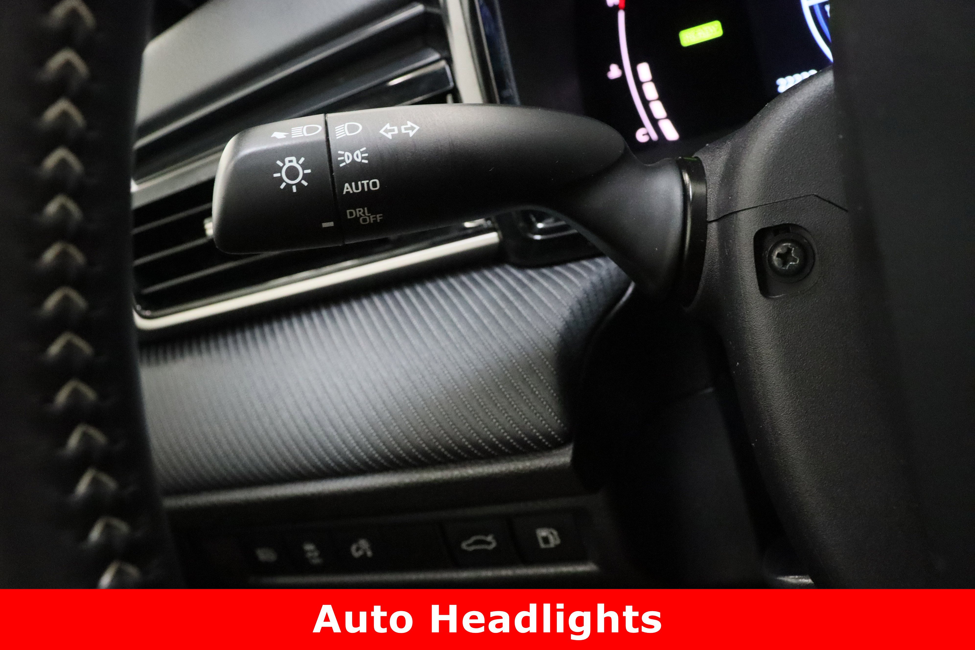 Certified 2025 Toyota Camry SE image 25