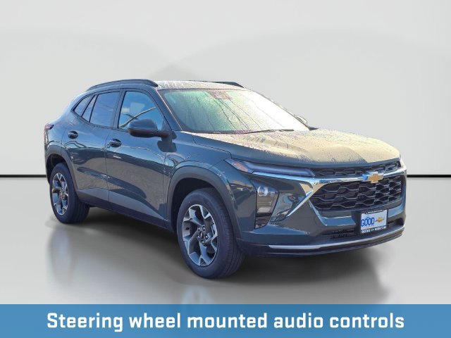 New 2026 Chevrolet Trax LT FWD image 8