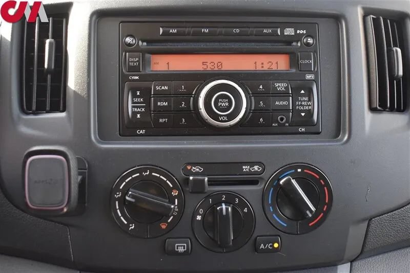 Used 2017 Chevrolet City Express LS w/ Appearance Package FWD image 19