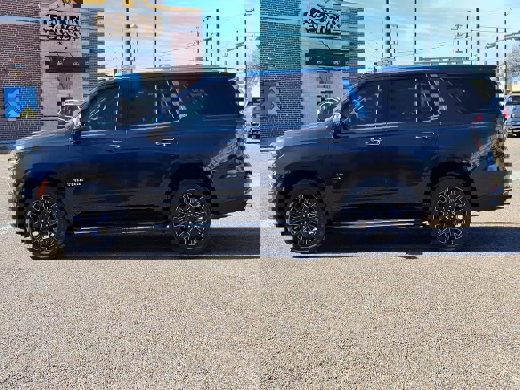 New 2026 Chevrolet Tahoe Premier image 2