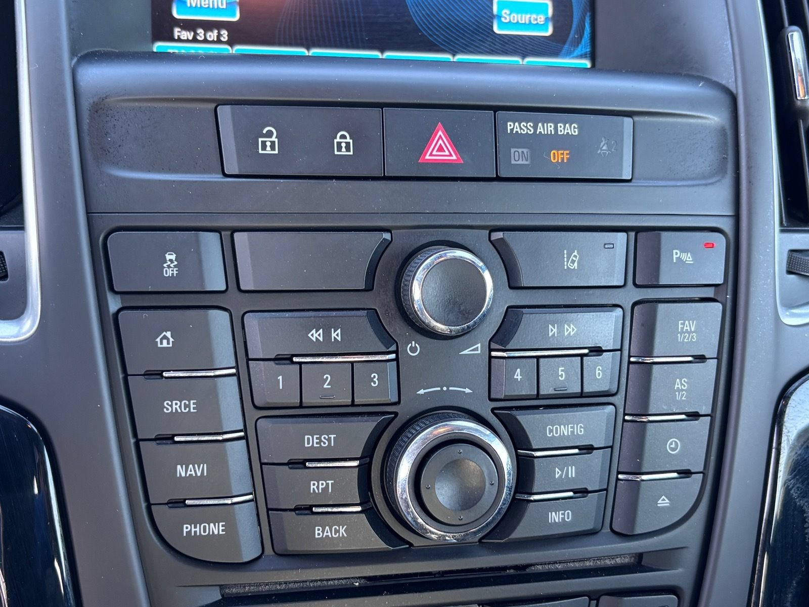 Used 2019 Buick Cascada Premium FWD image 31