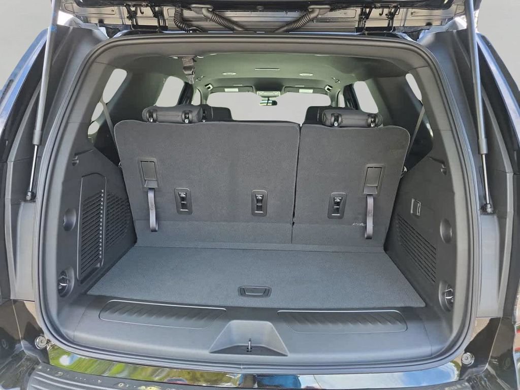 New 2026 Chevrolet Tahoe LS RWD image 7