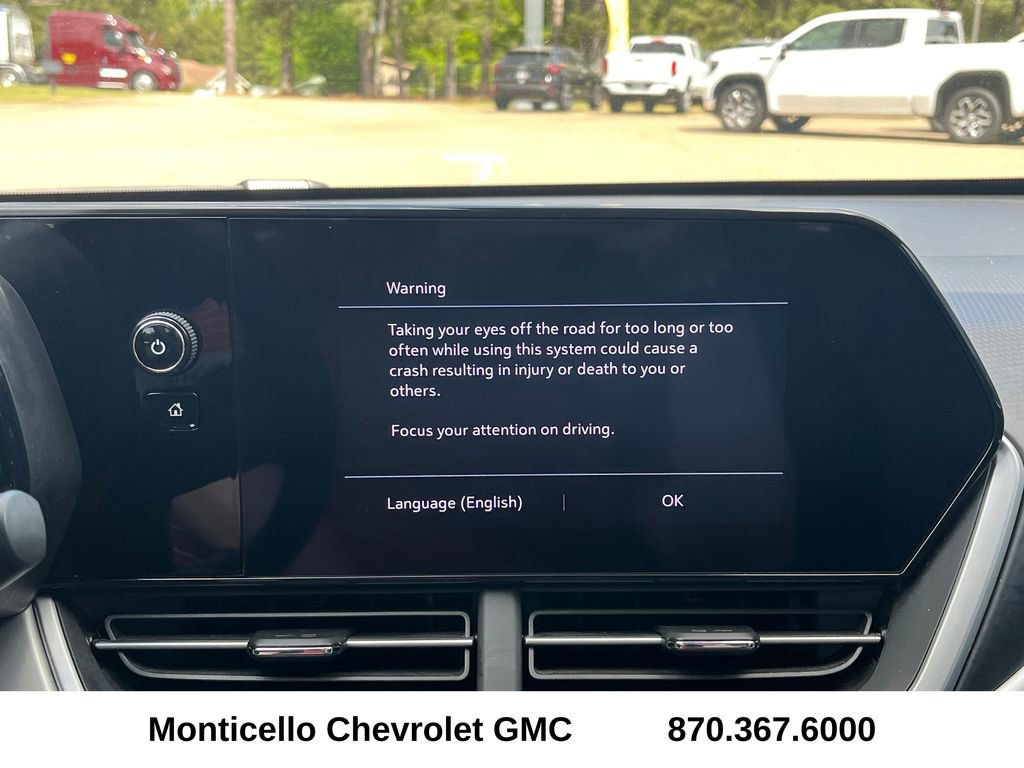 Used 2025 Chevrolet Trax LS FWD image 16