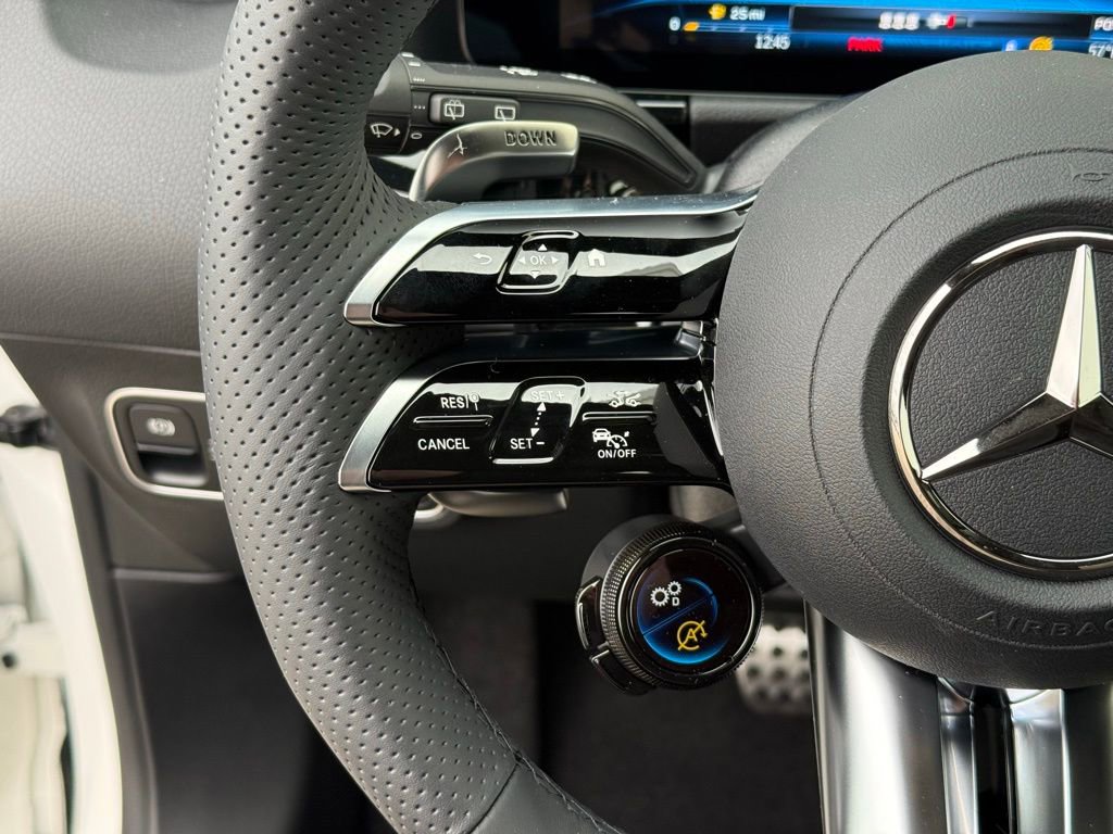 New 2026 Mercedes-Benz GLA 35 AMG 4MATIC image 17