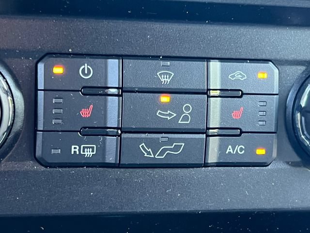 Used 2017 Ford F150 XLT w/ Equipment Group 302A Luxury AWD/4WD image 32
