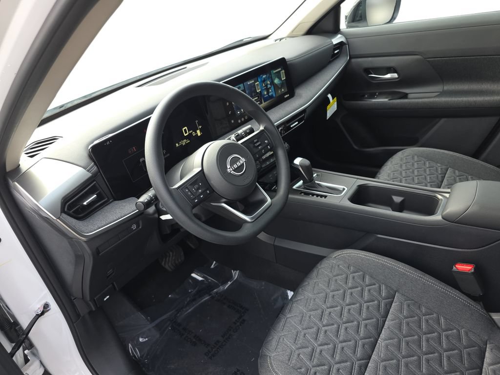 New 2026 Nissan Kicks SV w/ SV Premium Package FWD image 16