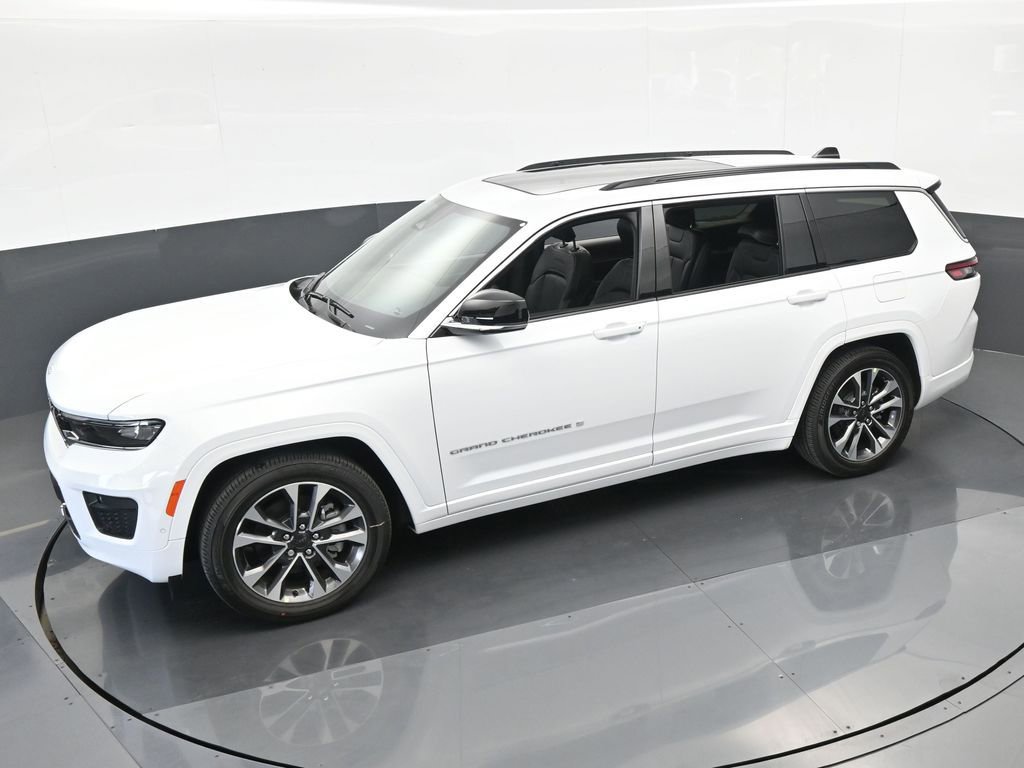 Used 2024 Jeep Grand Cherokee L Overland image 39