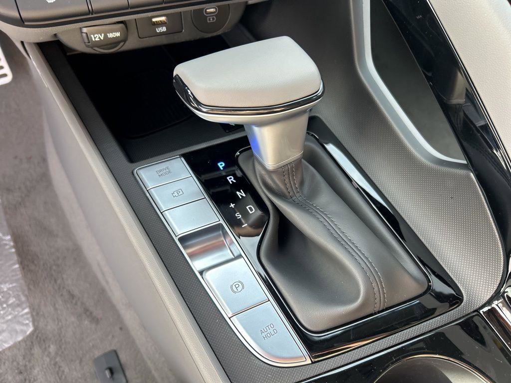 New 2026 Hyundai Elantra SEL Sport Premium image 21