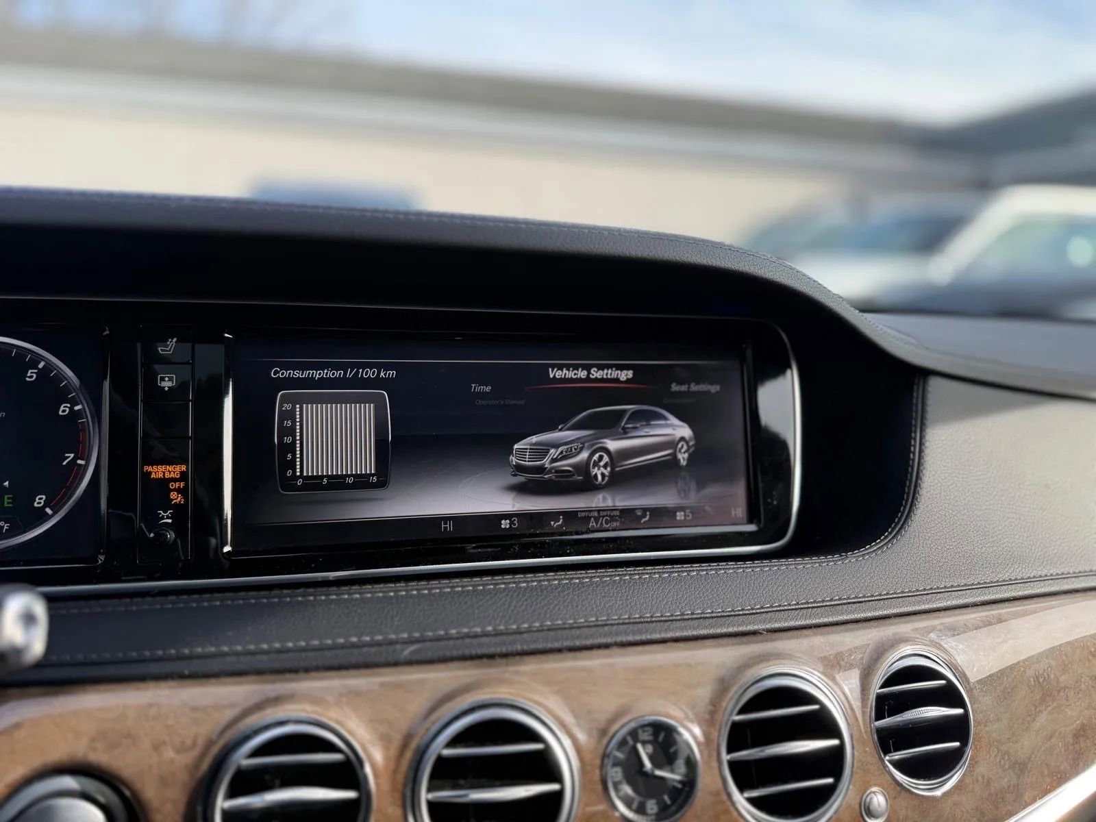 Used 2015 Mercedes-Benz S 550 4MATIC Sedan image 17