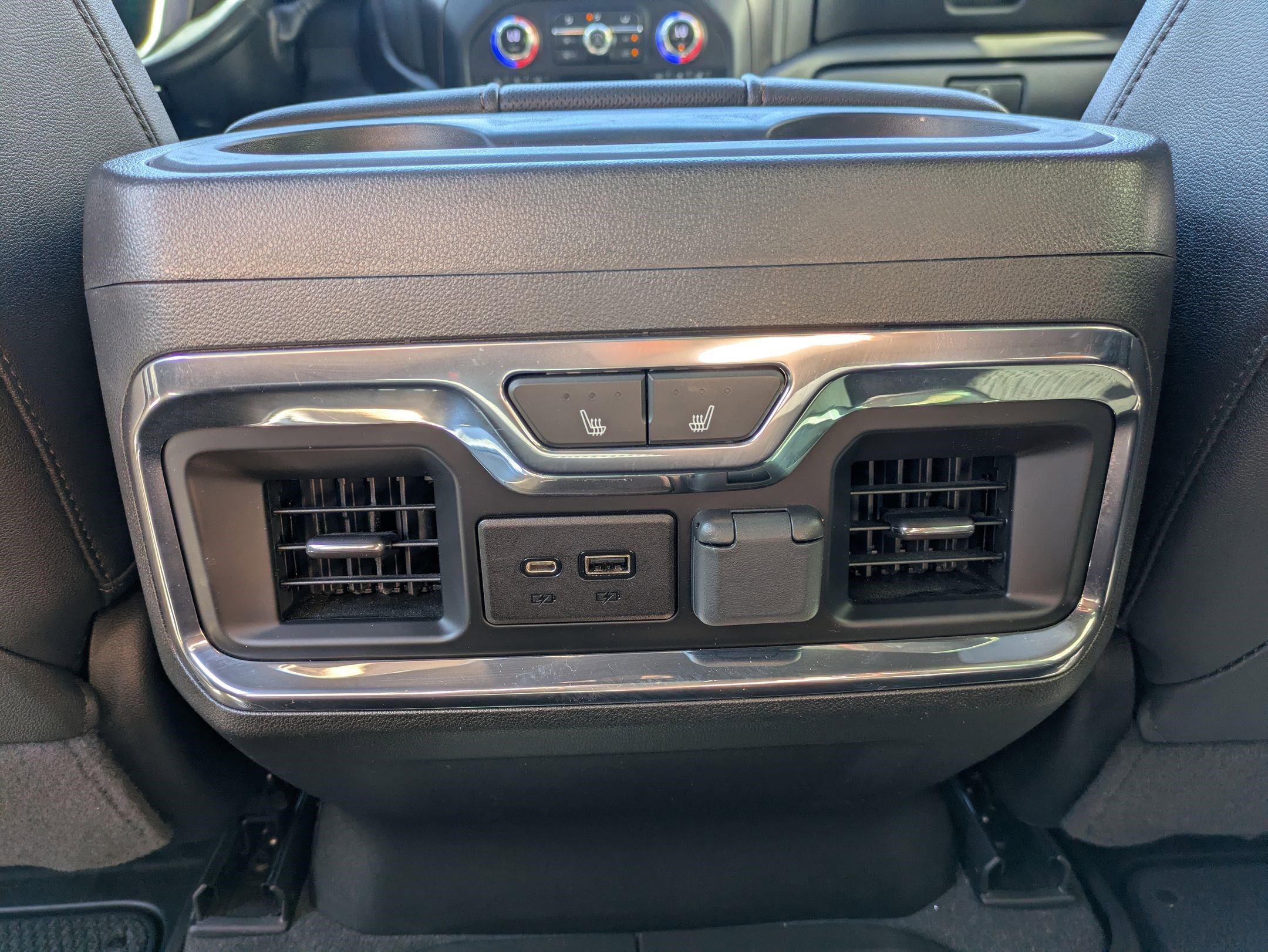Used 2023 GMC Sierra 3500 AT4 w/ AT4 Preferred Package AWD/4WD image 29