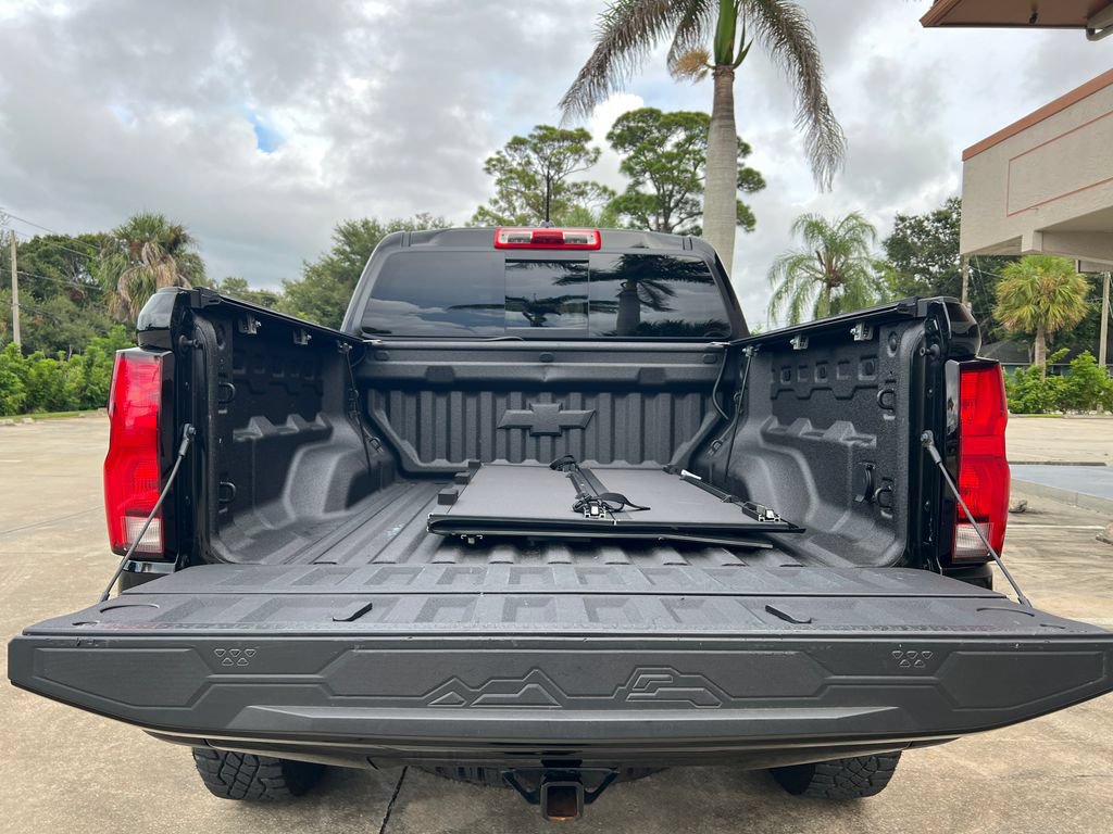 Certified 2025 Chevrolet Colorado ZR2 w/ Technology Package AWD/4WD image 18