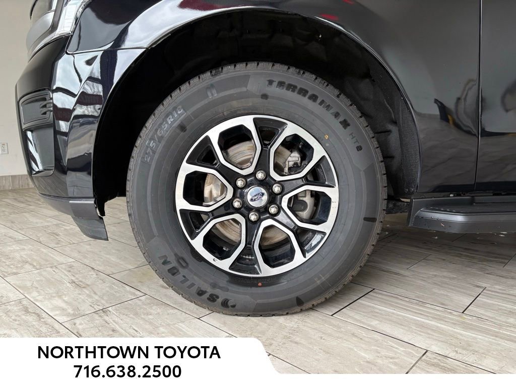 Used 2024 Ford Expedition XLT image 6