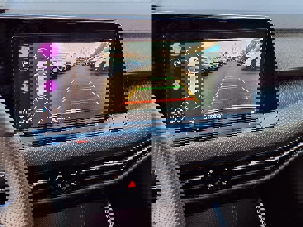 Used 2024 Volkswagen Golf R image 22