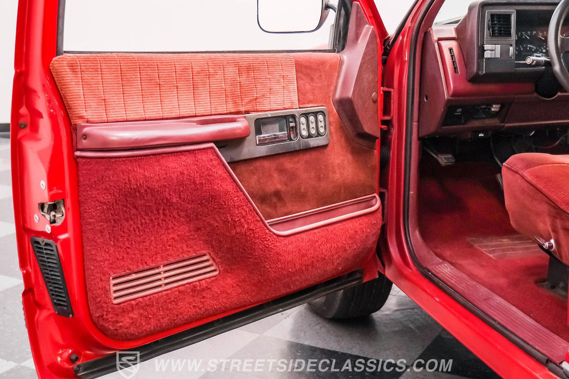 Used 1991 GMC Sierra 1500 2WD Extended Cab image 40