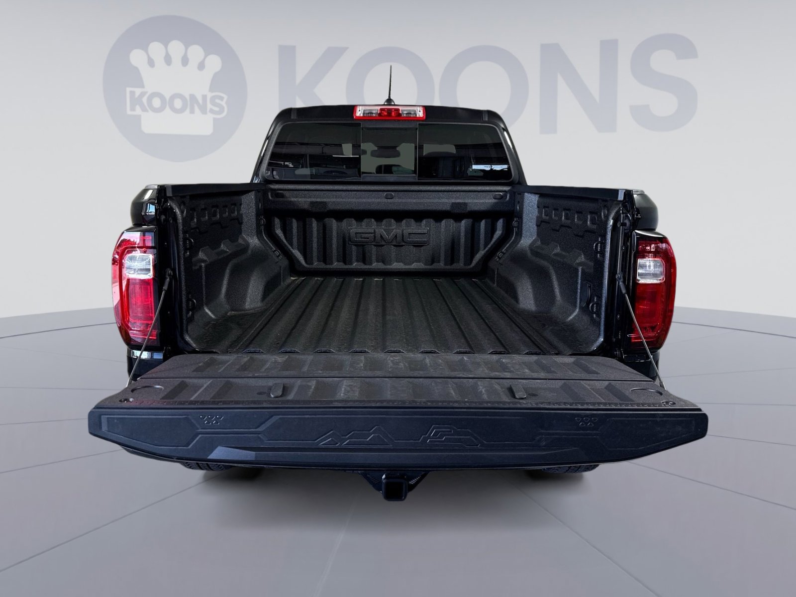 New 2026 GMC Canyon Denali w/ LPO, Denali Black Edition AWD/4WD image 26