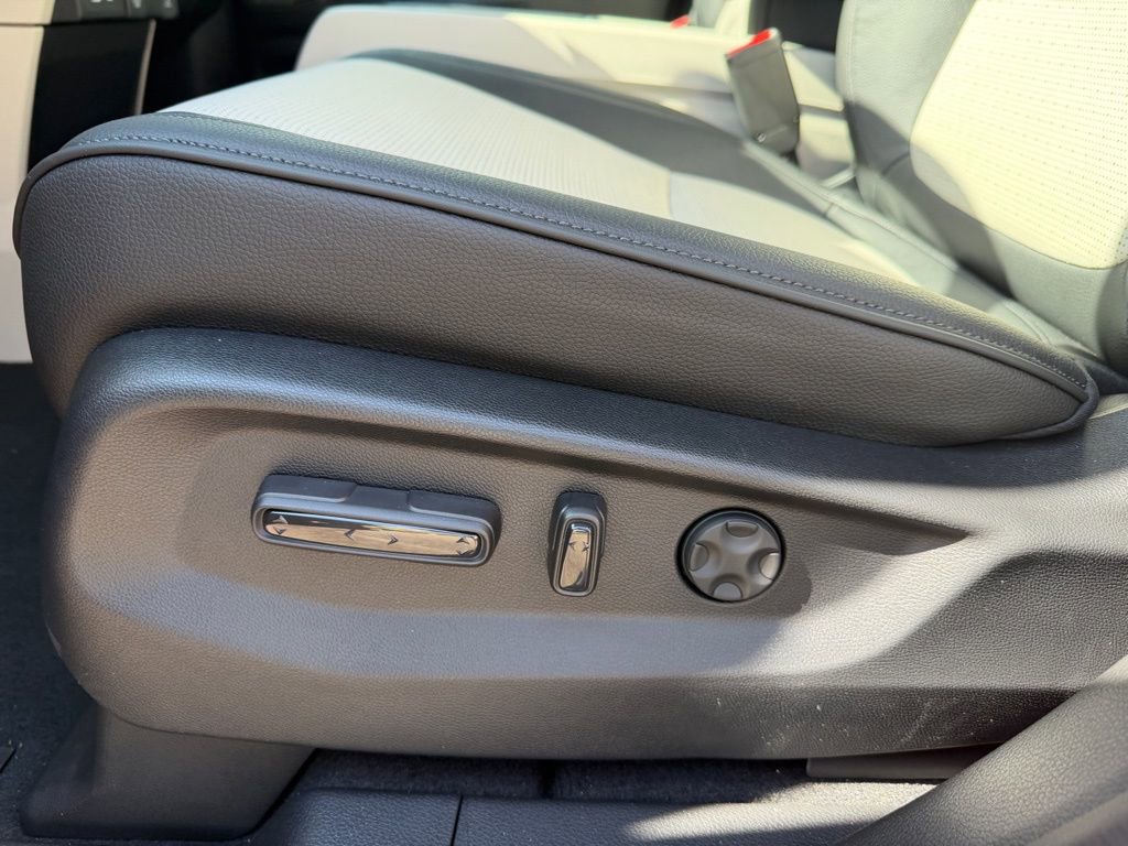 New 2026 Honda Odyssey Elite image 15