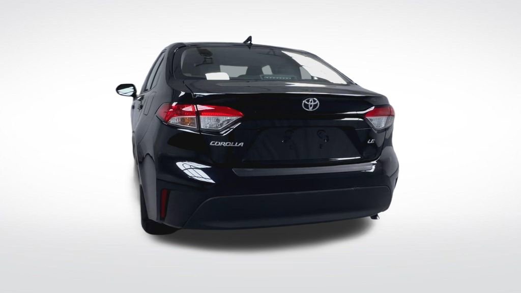 Certified 2024 Toyota Corolla LE FWD image 8