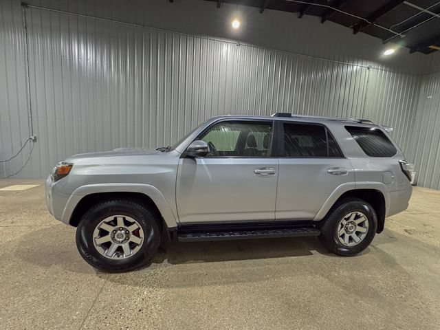 Used 2014 Toyota 4Runner Trail Premium AWD/4WD image 2