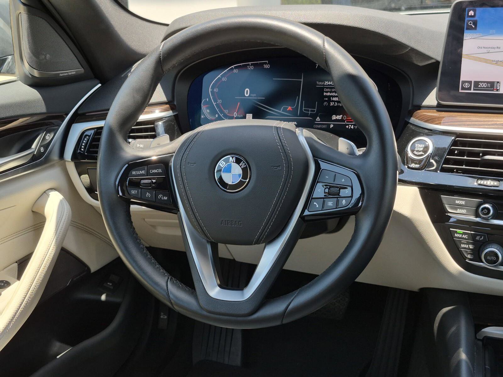 Certified 2023 BMW 530i w/ Premium Package RWD image 18
