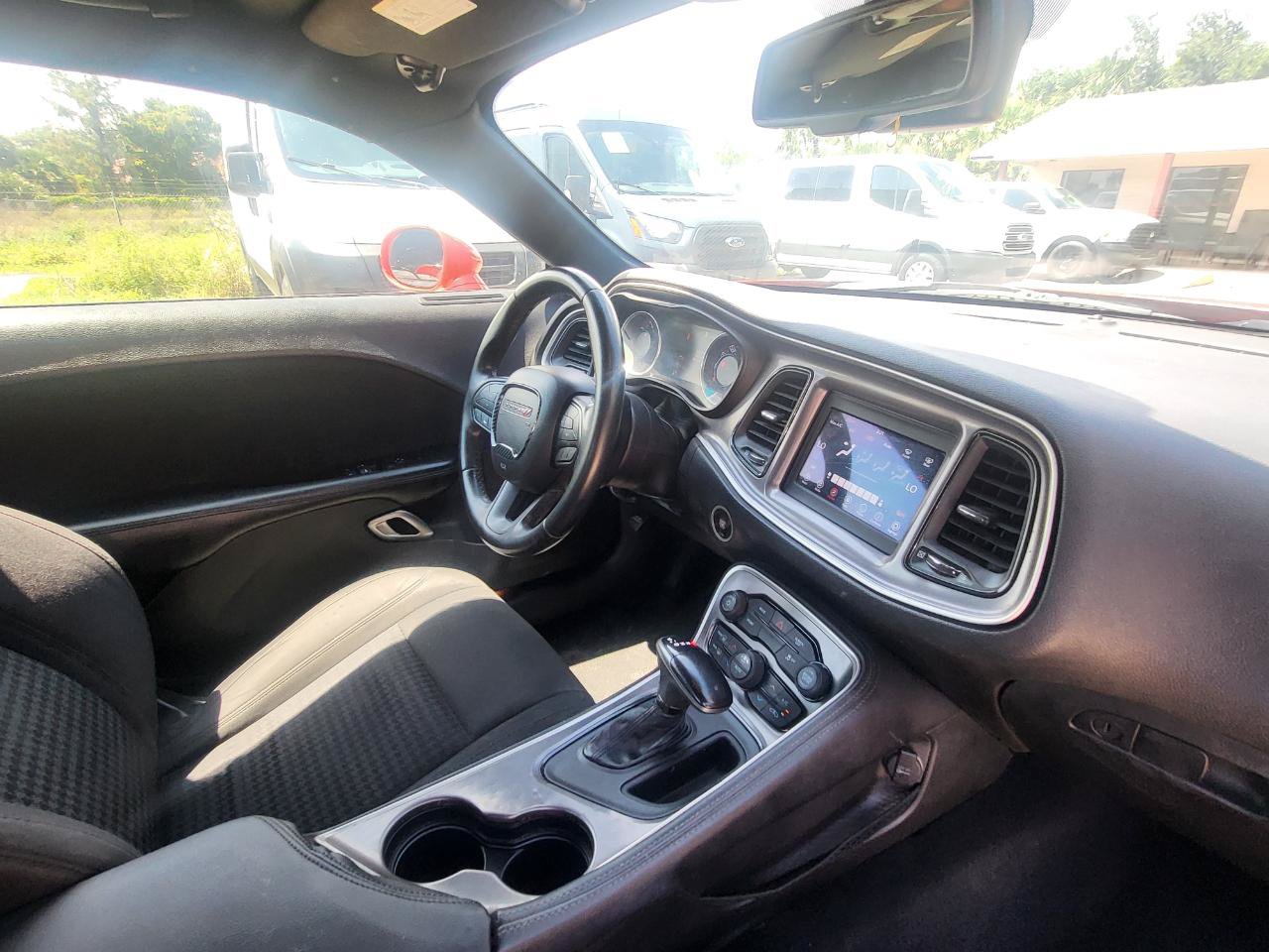 Used 2020 Dodge Challenger SXT RWD image 30