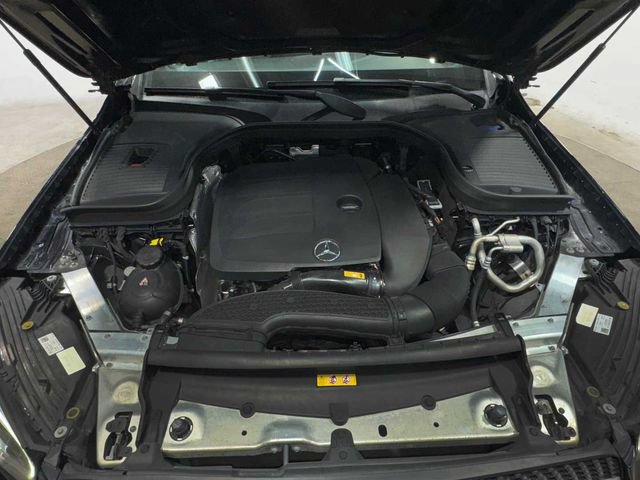 Used 2020 Mercedes-Benz GLC 300 image 29