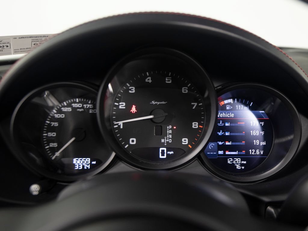 Certified 2021 Porsche 718 Boxster Spyder RWD image 22