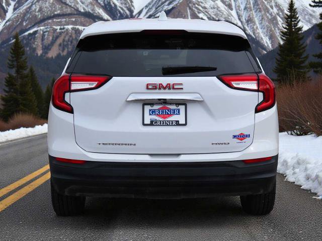 Used 2024 GMC Terrain SLE image 5
