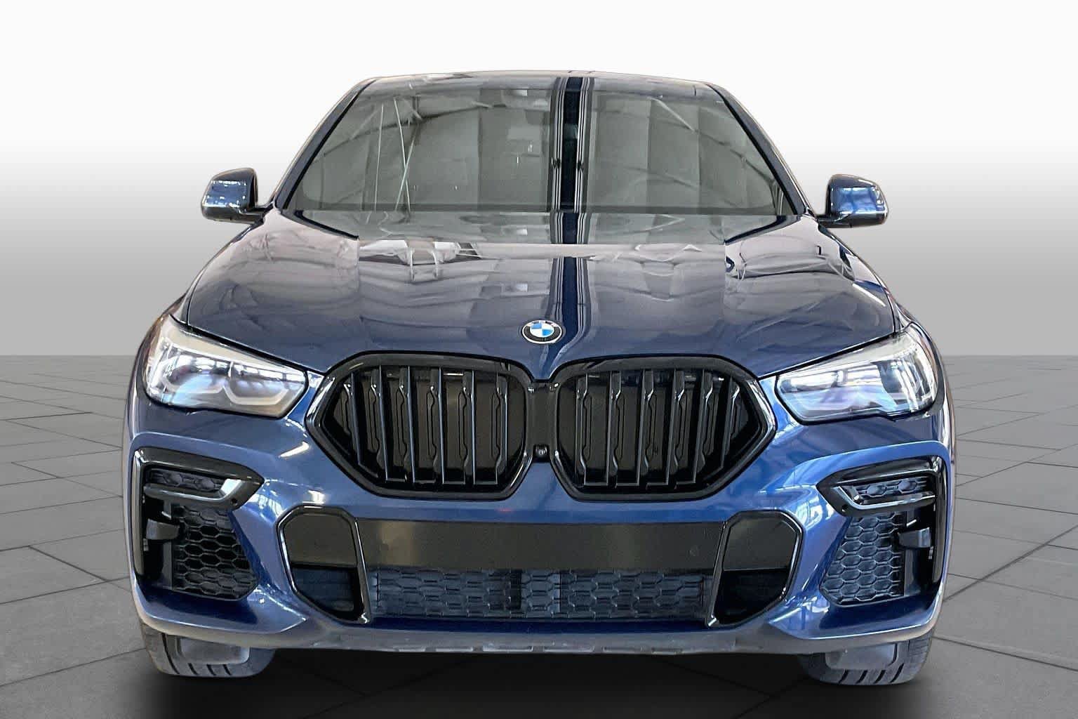 Used 2023 BMW X6 xDrive40i w/ M Sport Package AWD/4WD image 3