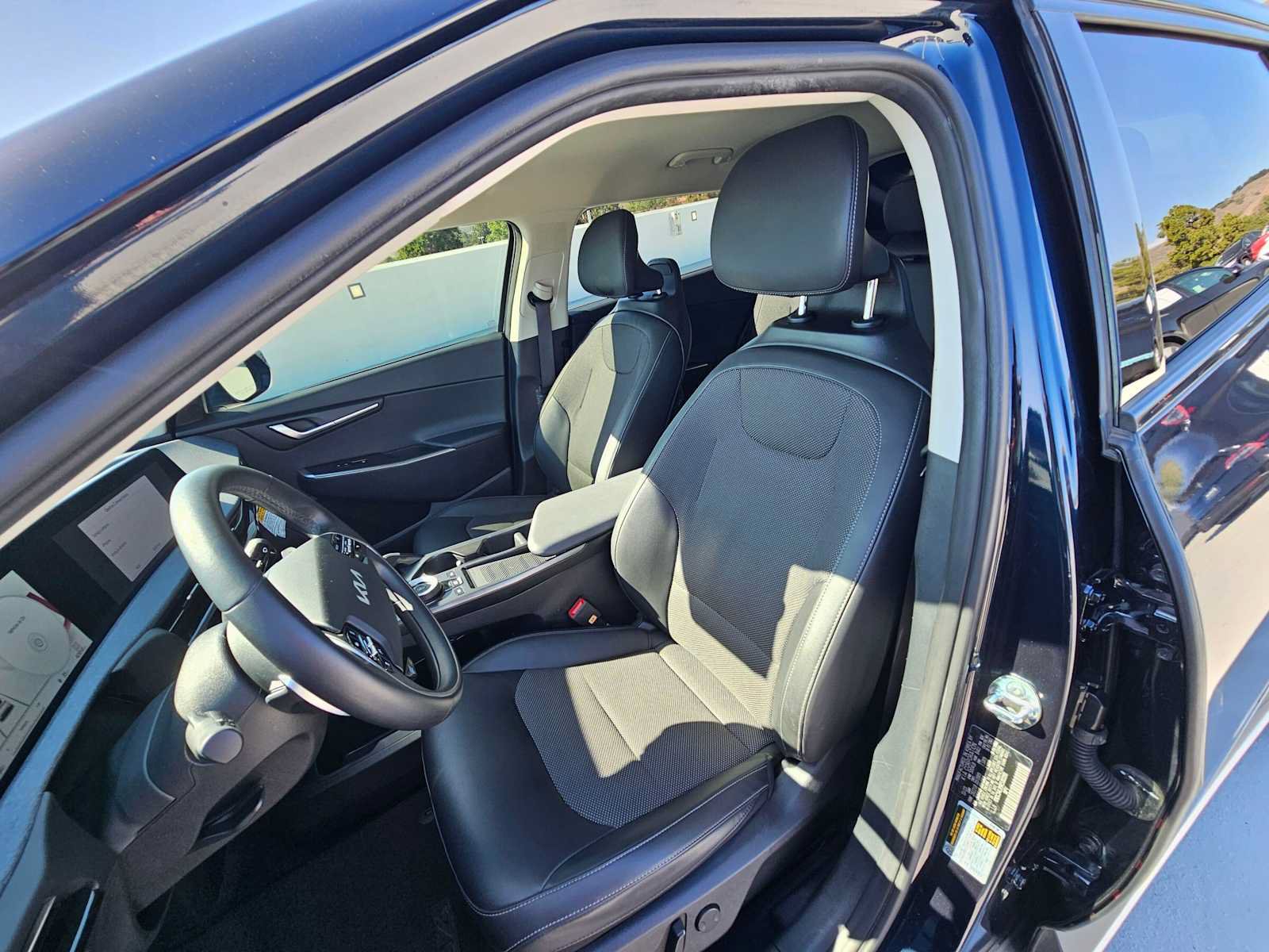 Used 2024 Kia EV6 Light RWD image 21