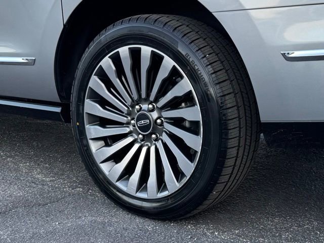 Used 2020 Lincoln Navigator L Reserve w/ Luxury Package AWD/4WD image 24