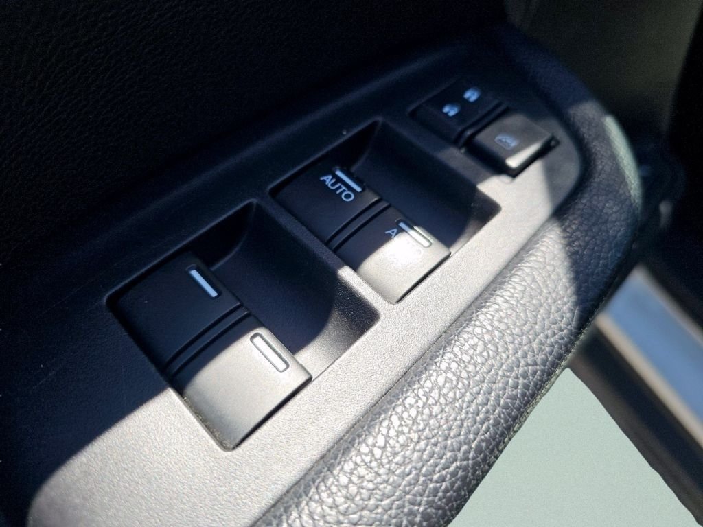 Used 2017 Honda Pilot EX-L image 28