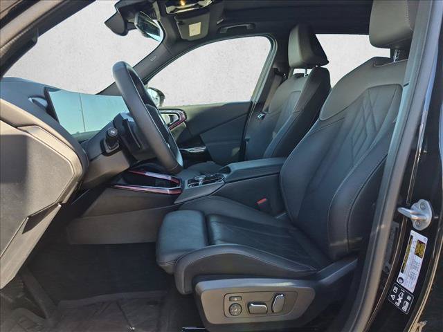 Used 2026 BMW X3 xDrive30i w/ Premium Package AWD/4WD image 4