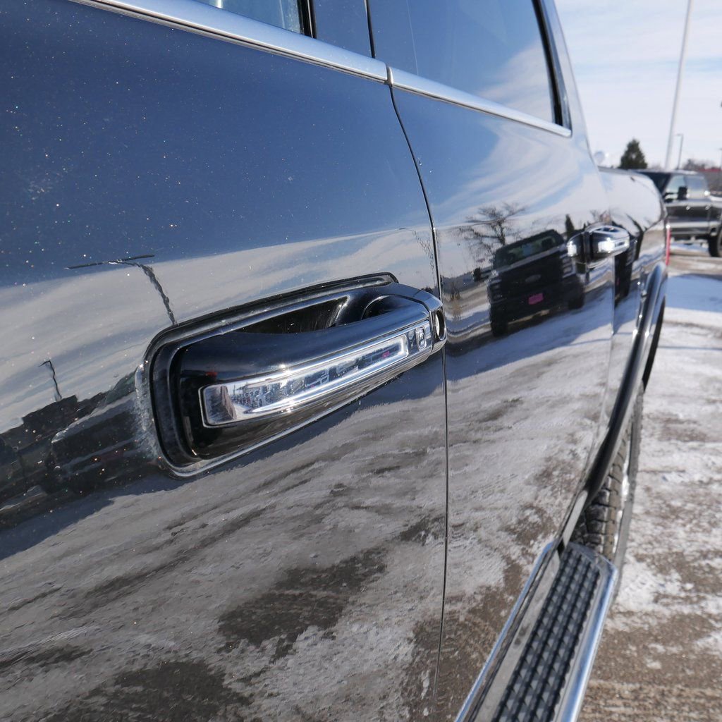 Used 2022 RAM 3500 Laramie image 12