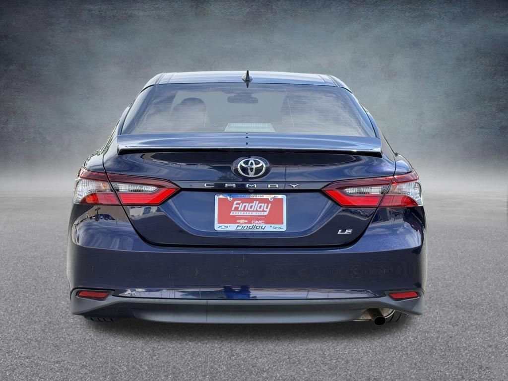 Used 2021 Toyota Camry LE image 5