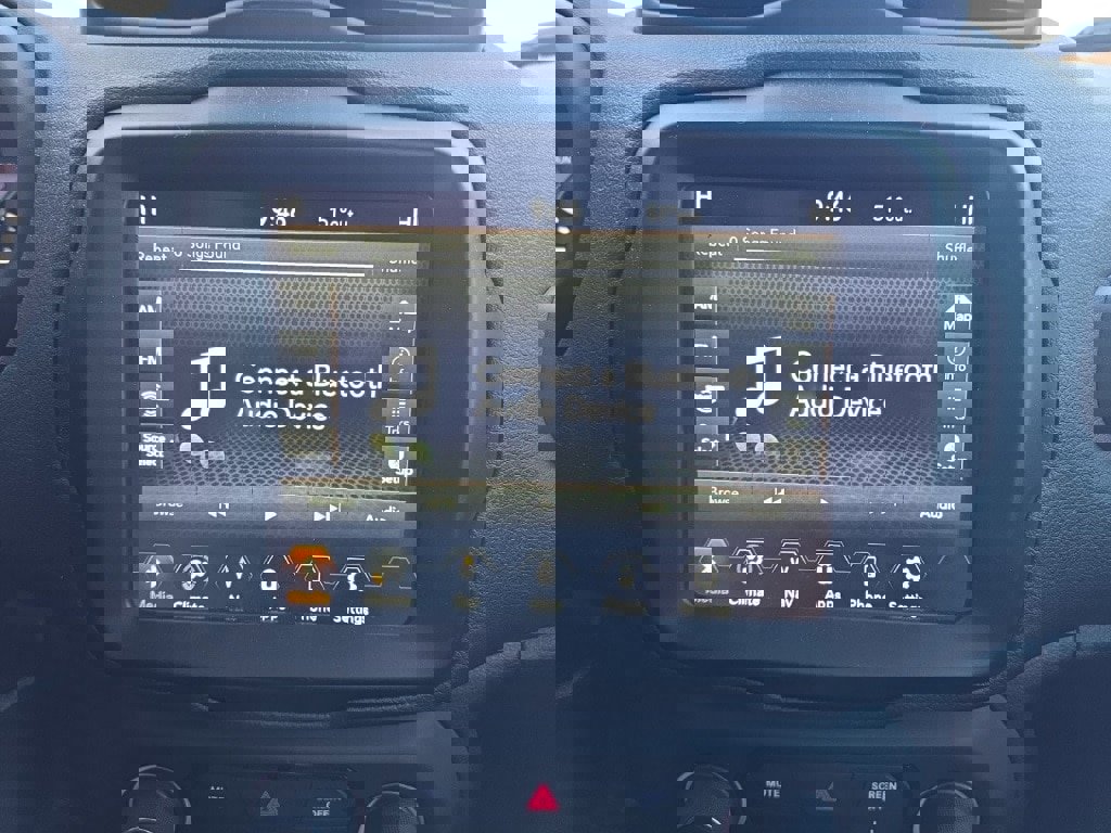 Used 2022 Jeep Renegade Latitude image 23