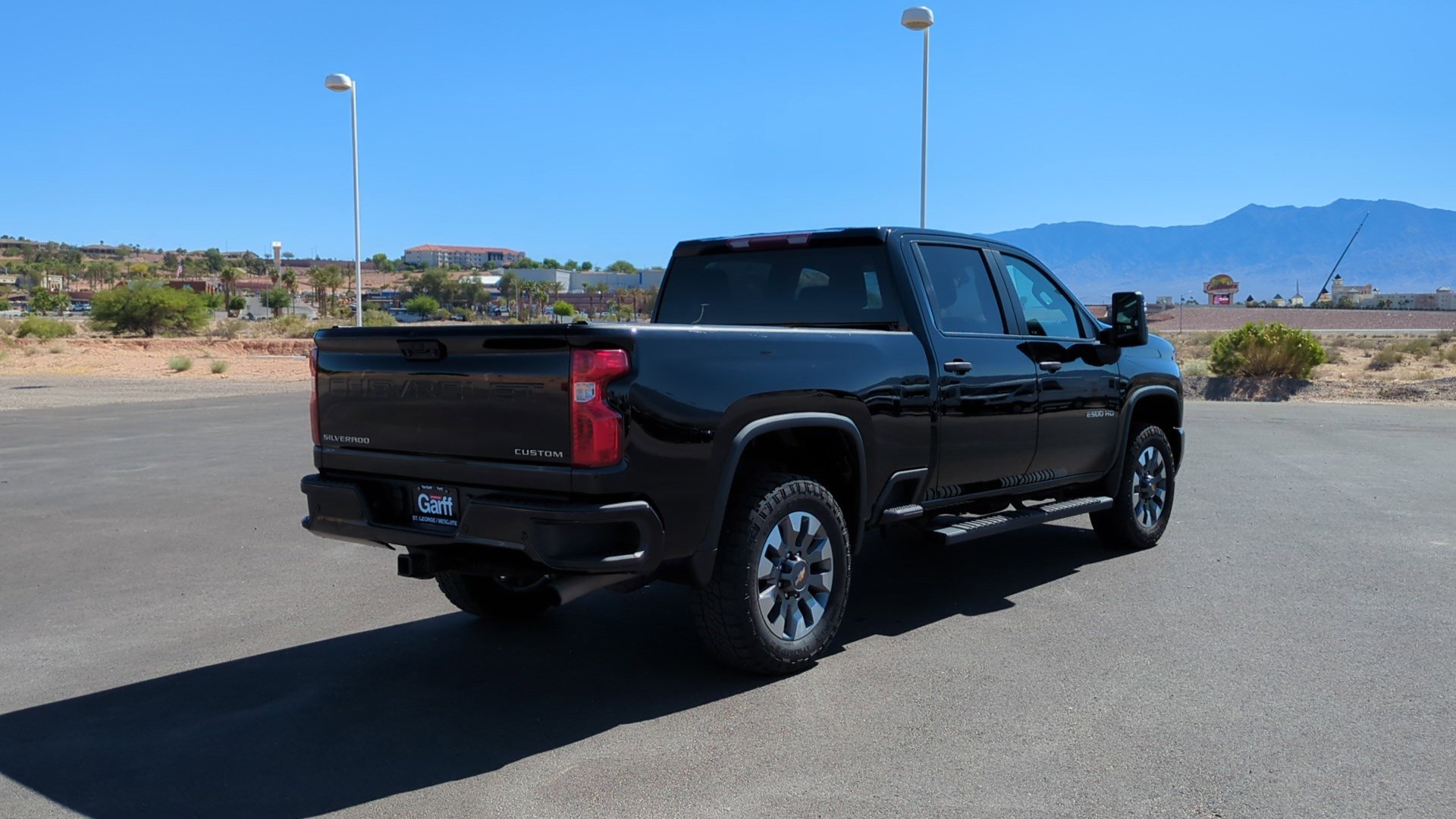 Used 2024 Chevrolet Silverado 2500 Custom w/ Custom Value Package AWD/4WD image 3