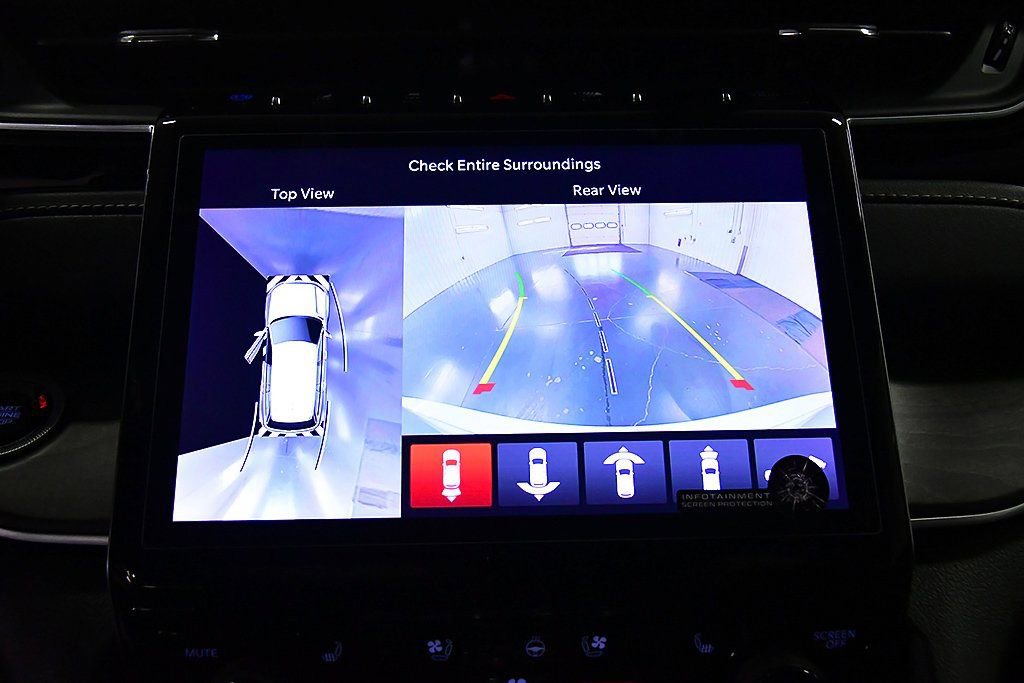 Used 2023 Jeep Grand Cherokee 4WD 4xe w/ Luxury Tech Group II image 22