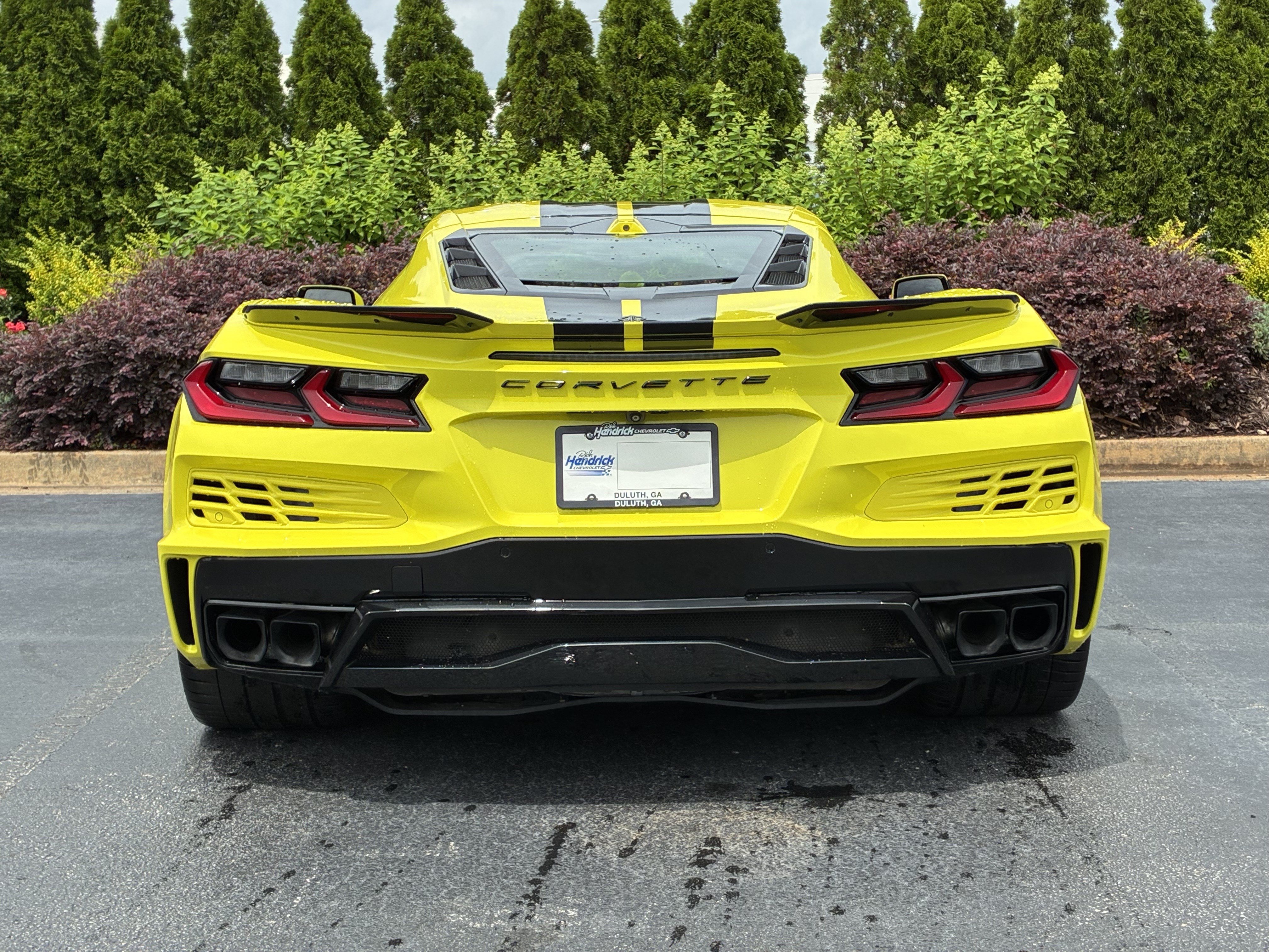 Used 2024 Chevrolet Corvette E-Ray w/ Stealth Interior Trim Package AWD/4WD image 8