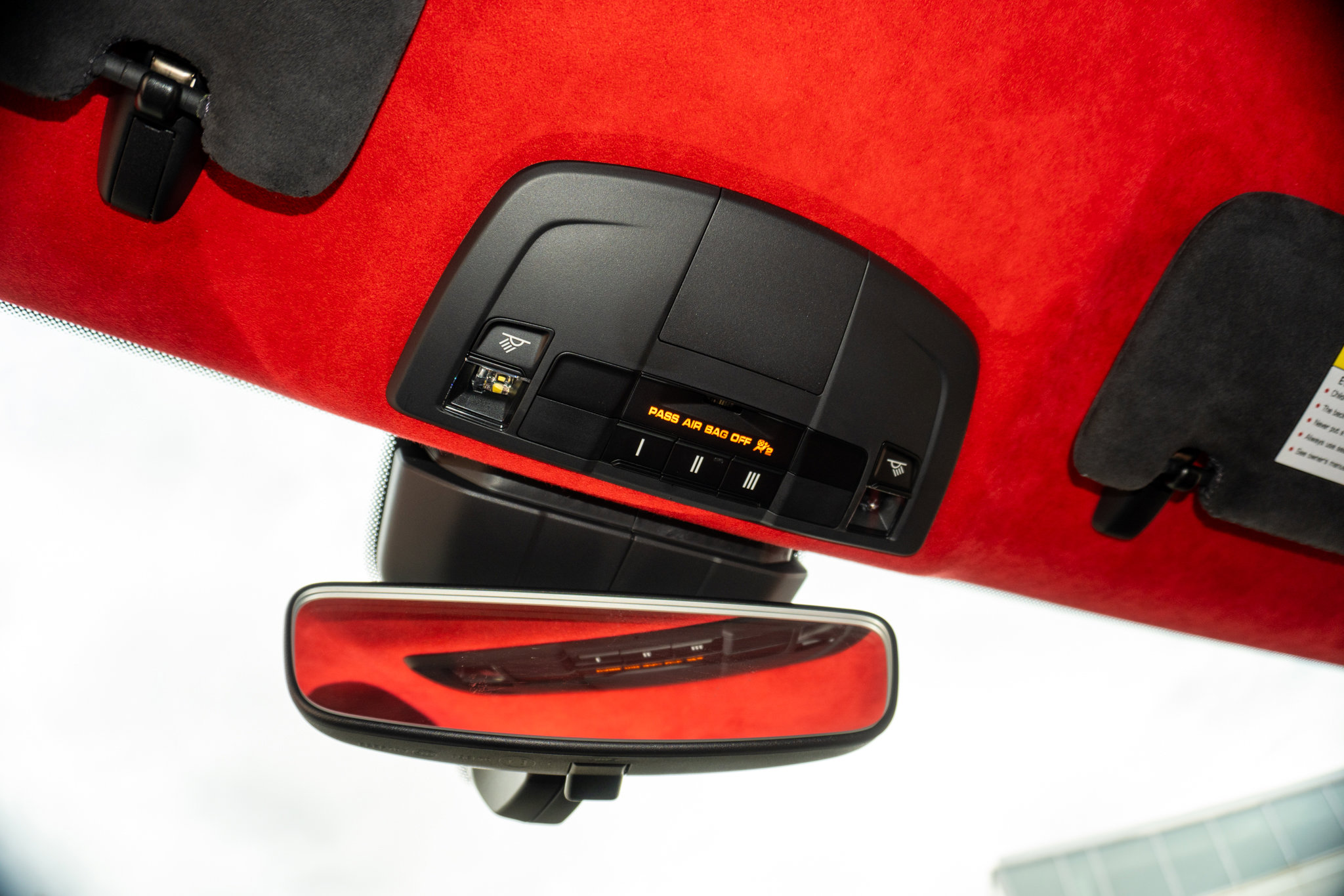 Used 2018 Porsche 911 GT2 RS image 16